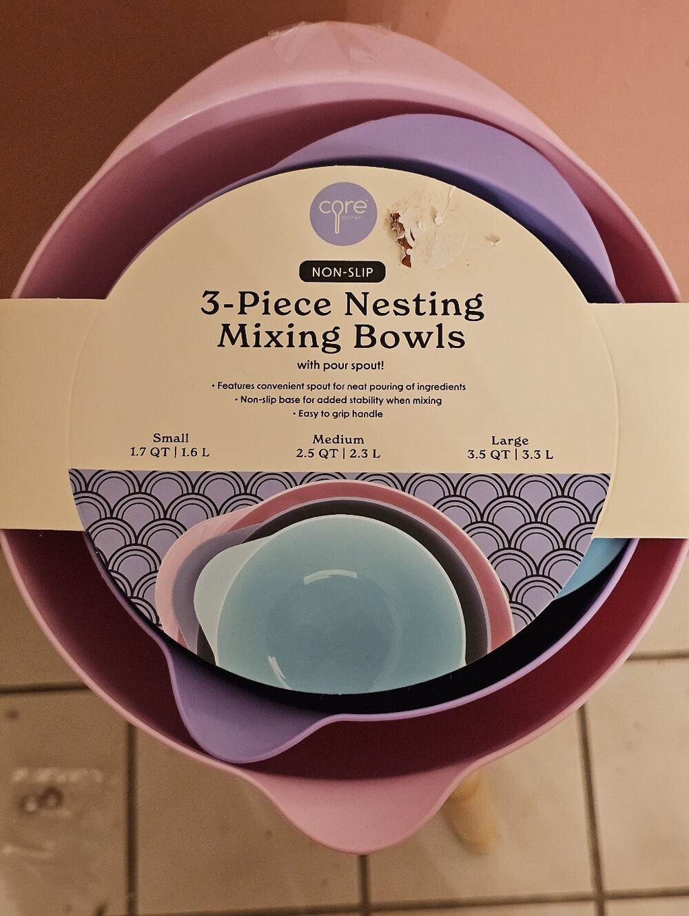 New 3-Piece Nesting Plastic Mixing Bowls